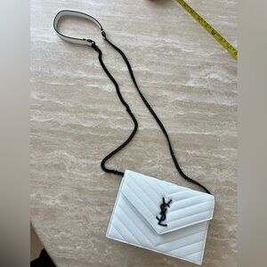 White Leather Bag (Fair)
